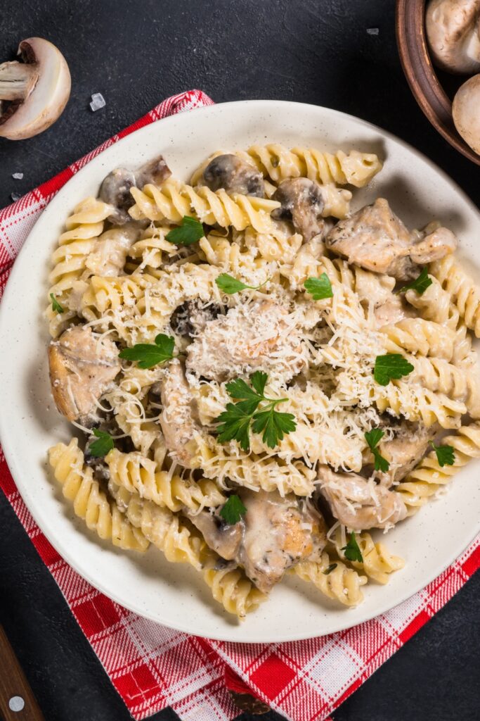 Chicken And Mushrooms Pasta