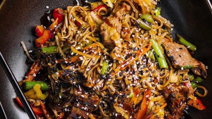 Chicken Fried Noodles With Vegetables