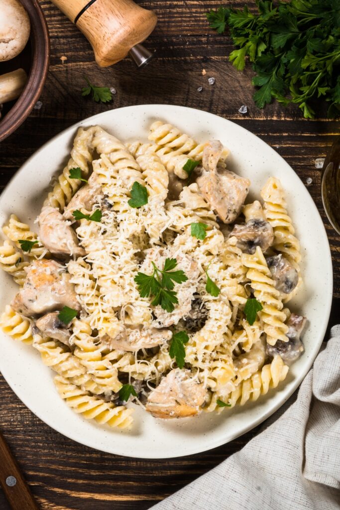 Chicken And Mushrooms Pasta