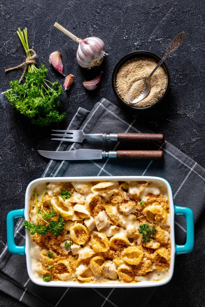 Cheesy And Creamy Chicken Shells Pasta